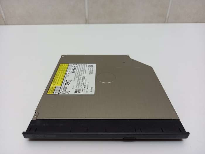 Laptop DVD Writer | Model: UJ8E2Q