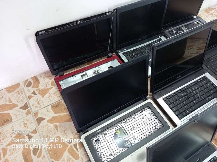 Laptop Fire Sale! Bundle Of 8 x Laptops For Last Feb Clearance | Massive Deal For Parts & Sapres!