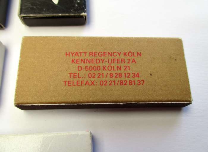 Lot of vintage Match Boxes - Bonn / Berlin etc.