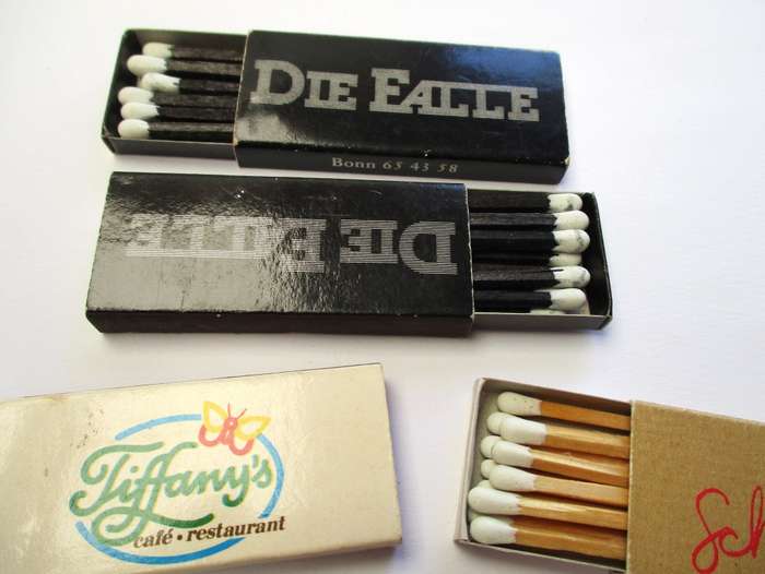 Lot of vintage Match Boxes - Bonn / Berlin etc.
