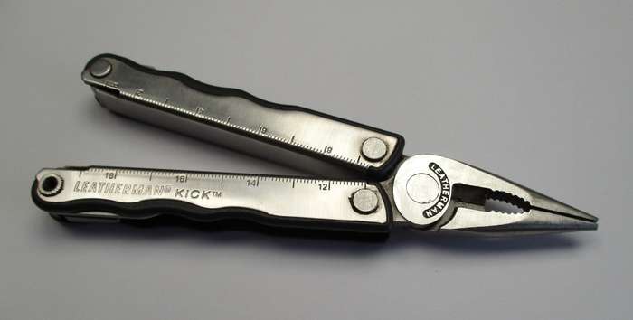 Leatherman Kick Multitool USA