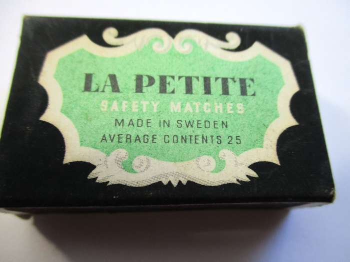 Vintage `La Petite` Matches, made in Sweden