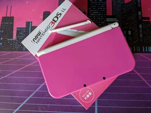 New Nintendo 3DS XL / LL Pink and white with 128GB memory card BUNDLE