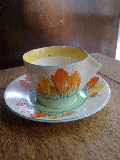 Clarice Cliff Crocus Teacup & Saucer