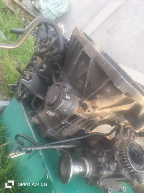 Nissan X-Trail QR25 automatic gearbox
