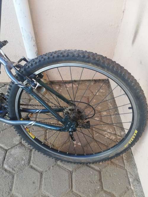 Very Beautiful DIAMONDBACK APEX 26' MTB in Exceptional condition