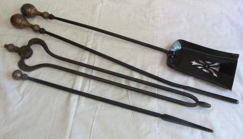 SET OF FIRE IRONS
