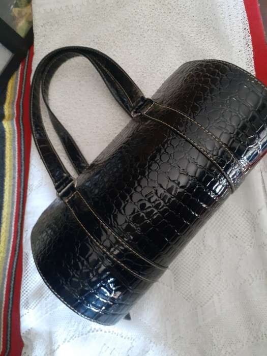 Ladies handbag black