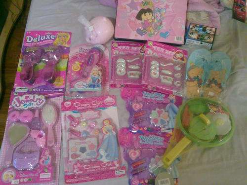 LARGE GIRLS TOY LOT MUST SEE