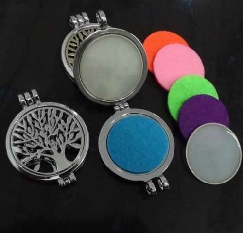 Aromatherapy Necklace Stainless Steel Tree of Life Locket Pendant Essential Oil Perfume+7 Felt pads