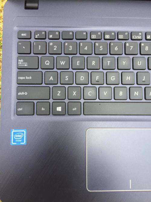 ASUS