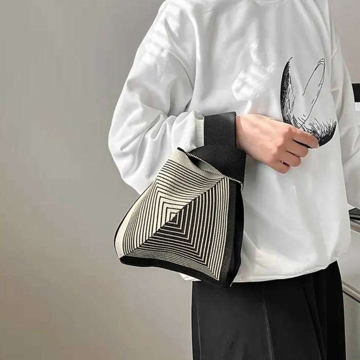 Betty`s Home & Beauty - Soft Knitted Mini Tote Bag
