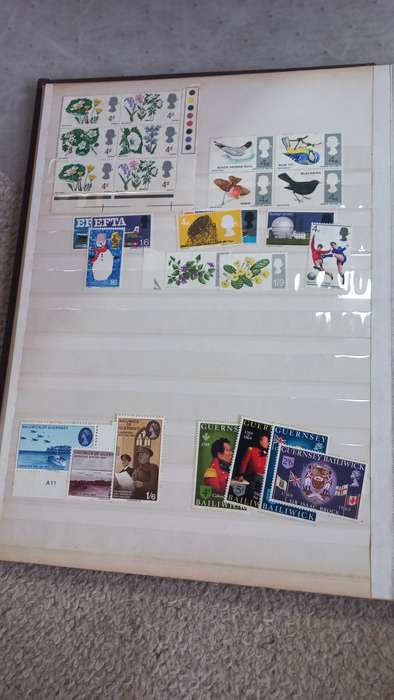 GB-QEII COLLECTION OF UNMOUNTED MINT FROM THE 1960`S CLOSE TO COMPLETE  $$$!!!!!!!! SEE BELOW