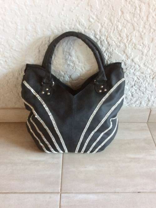 black handbag with silver bling detail