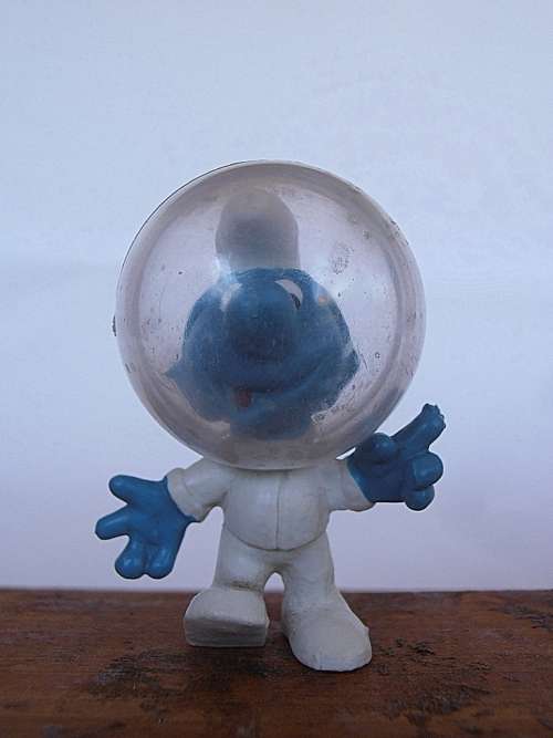 20003 Astro Smurf, Vintage Smurfs figure, Shipping will only be charged once!