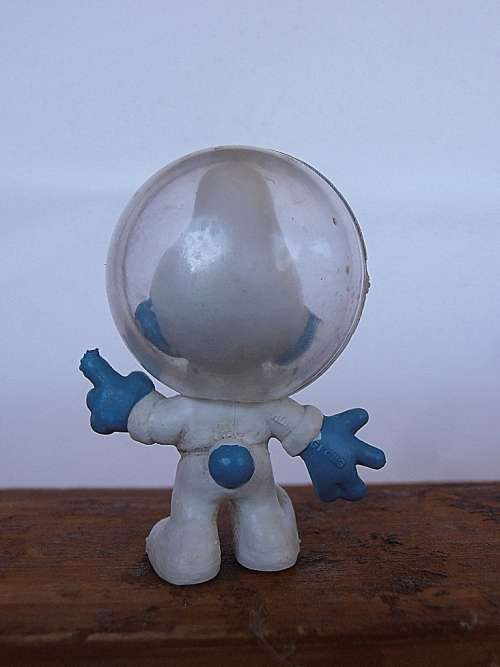 20003 Astro Smurf, Vintage Smurfs figure, Shipping will only be charged once!