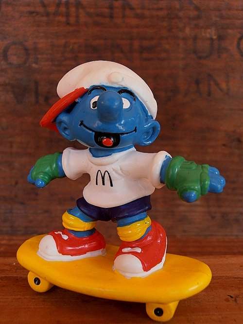 Mc Donald's Skateboarder Smurf , Vintage Smurfs figure, Shipping will only be charged once!