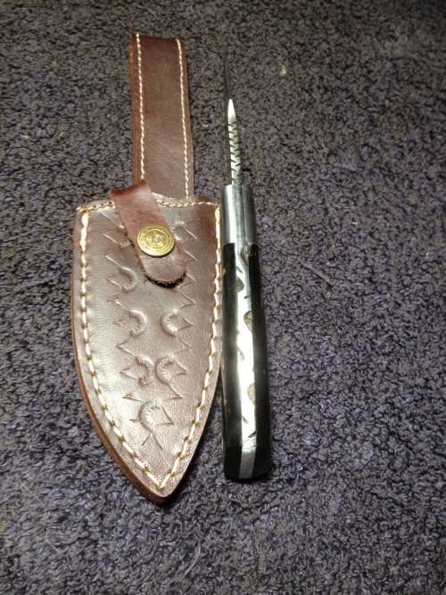 Hand Made Damascus Steel Skinning Knife-CHECKOUT THE BLADE PATTERN