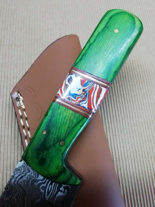 HANDMADE DAMASCUS STEEL HUNTING KNIFE !!!