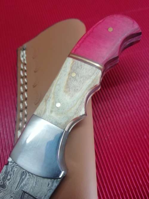 DAMASCUS STEEL HUNTING KNIFE !!!