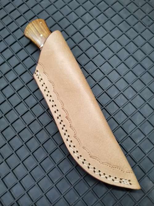 HANDMADE DAMASCUS STEEL HUNTING KNIFE !!!