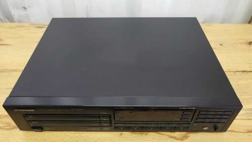 Pioneer Twin Tray CD Player PD-T505- Working great