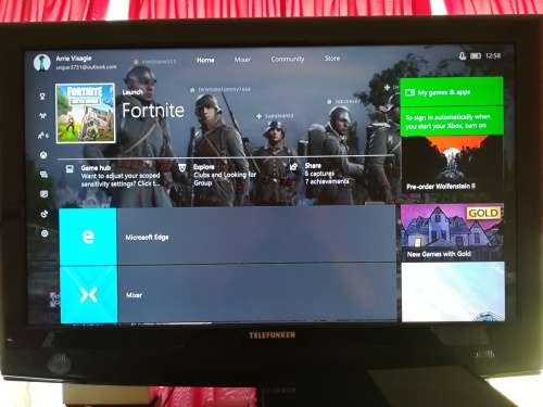Xbox one, 2 controllers, 8 games & turtle beach x50 recon headset