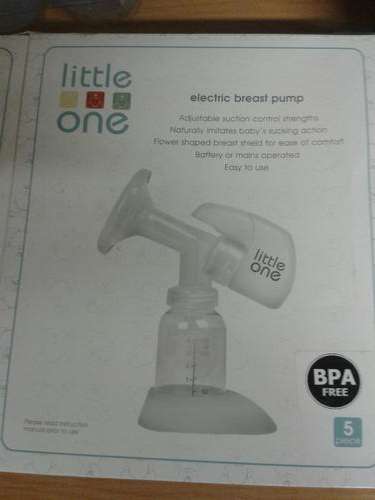 Little One Electric Breast Pump, hardly used, no reserve!