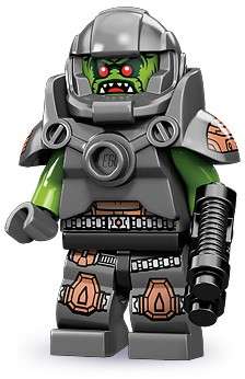 ~ New Lego Series 9 Minifigures Alien Avenger ~ Discontinued (71000)