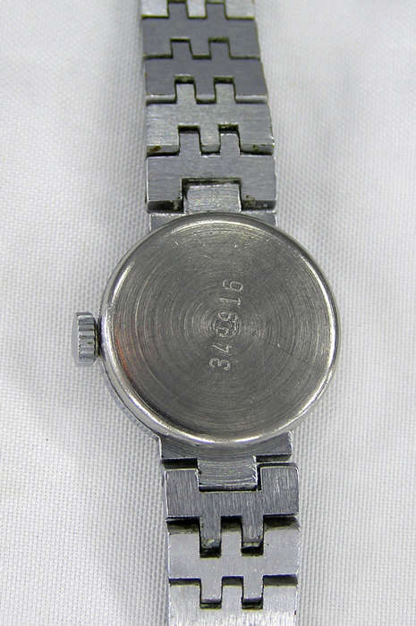 Rare - 1980`s Russian Chaika 17 Jewels Ladies`s Mechanical Watch