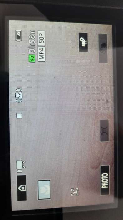 Canon LEGRIA HF R606 Full HD Camcorder