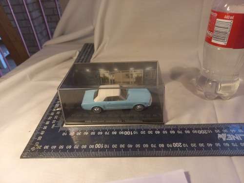 007 James Bond Ford Mustang convertible - Thunderball