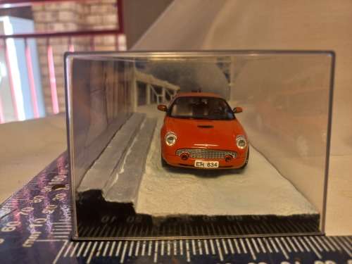 007 James Bond Ford Thunderbird - Die another Day