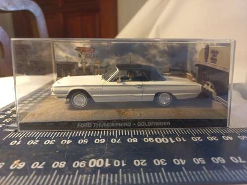 007 James Bond Ford Thunderbird