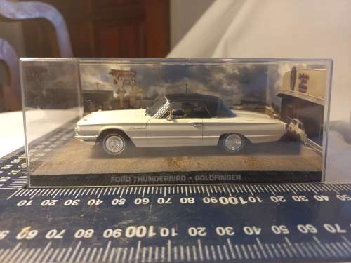 007 James Bond Ford Thunderbird