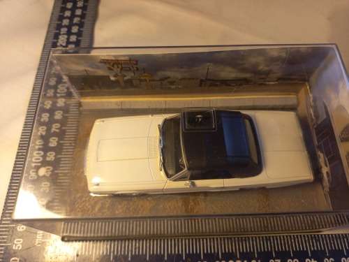 007 James Bond Ford Thunderbird