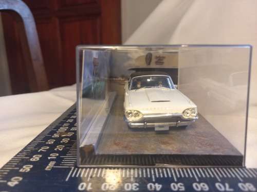 007 James Bond Ford Thunderbird