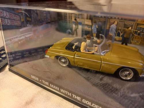 007 James Bond MGB - The ma with the golden gun