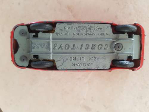 Corgi Jaguar 2.4 Litre Fire Service Car #213