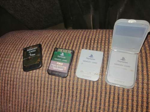 Playstation 1 Memory cards