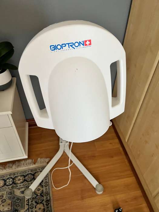 BIOPTRON Pro 1 Light Therapy device with stand
