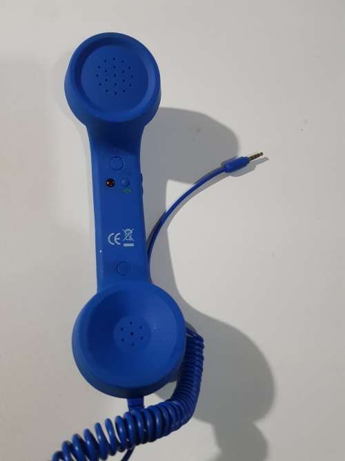 Samsung Handset, Plugs into Cellphone