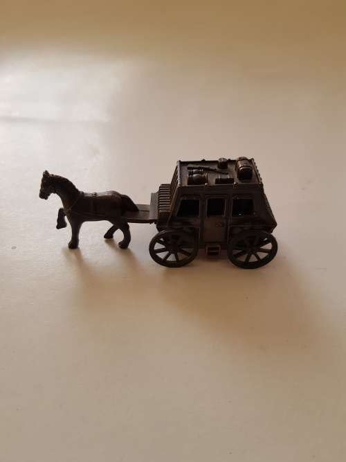 Metal Horse & Carriage, Made in Hong Kong