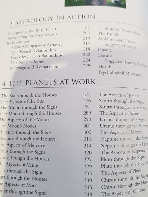 Parkers` Astrology, New Edition by Julia and Derek Parker, Hardcover