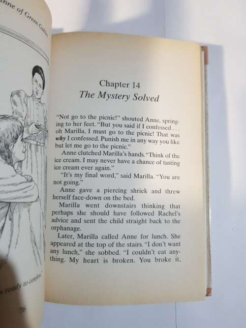 L.M. Montgomery, Anne Of Green Gables, Hardcover