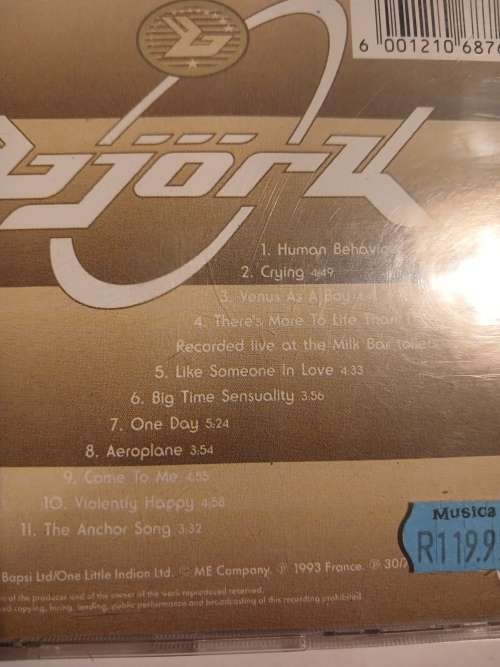 Bjork, Debut CD