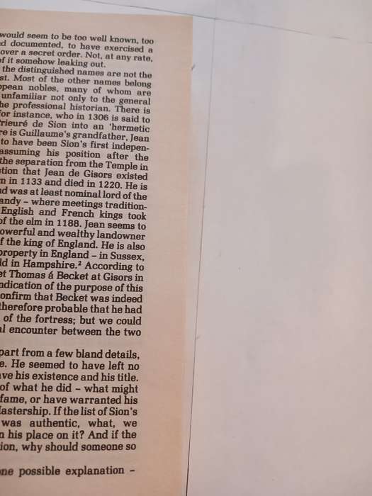 The Holy Blood and the Holy Grail by Michael Baigent, Richard Leigh & Henry Lincoln