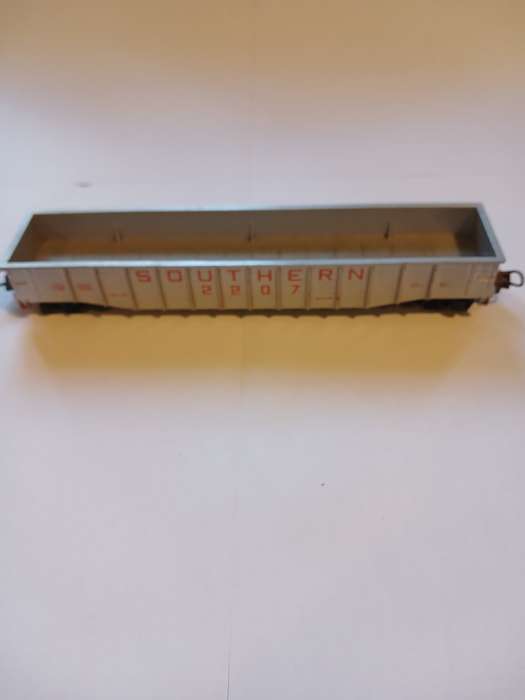 Lima Model Trains, Southern 2207 Train Car