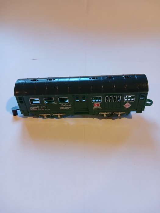 Model Trains, Green Train Car