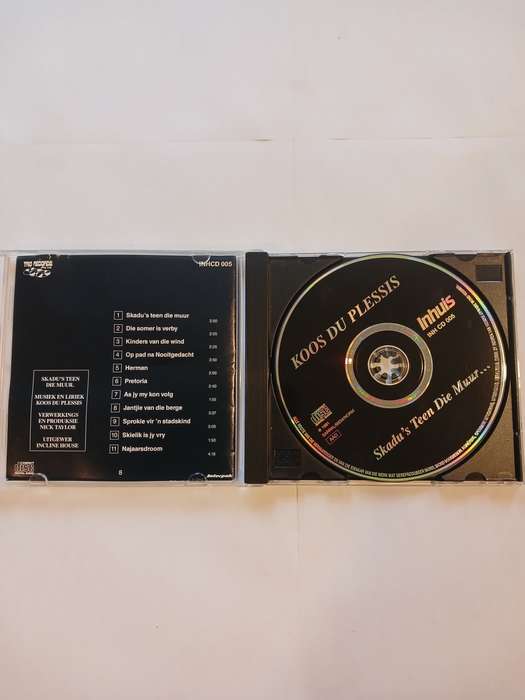 Koos Du Plessis, Skadu`s Teen die Muur CD